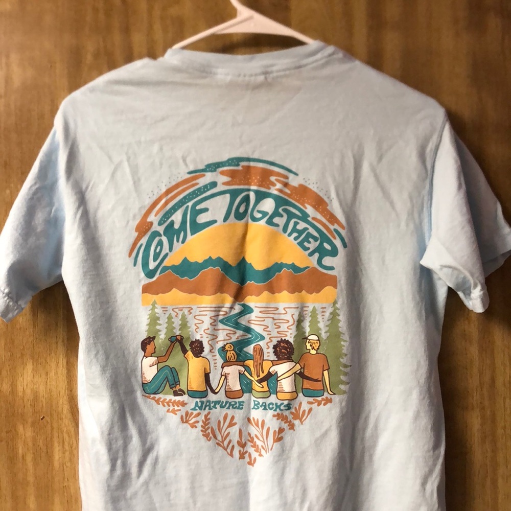 nature back tee WORN ONCE